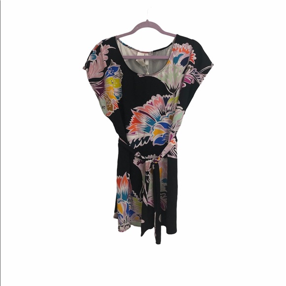 Trina Turk Seychelles Cover Up Tunic with Belt - Picture 2 of 11